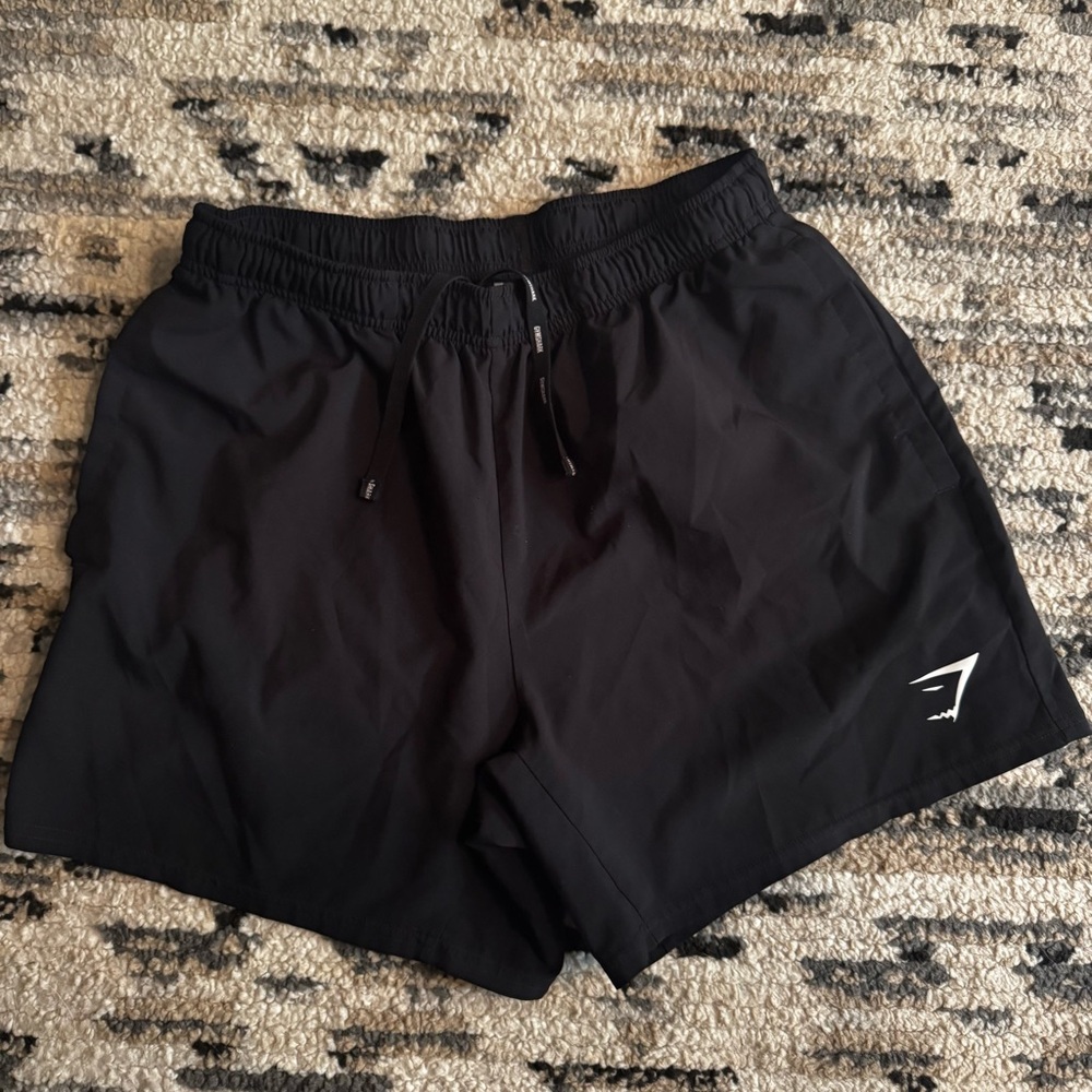 GymShark athletic shorts sz M